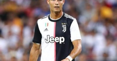 Tin bóng đá Ý 2/3: Ronaldo xóa tan nghi ngờ về việc rời Juventus