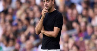 Tin Barca 1/11: HLV Xavi thừa nhận tập thể Barcelona yếu kém