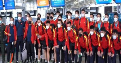 Bóng đá VN 17/12: Đội tuyển Việt Nam lên đường sang Lào
