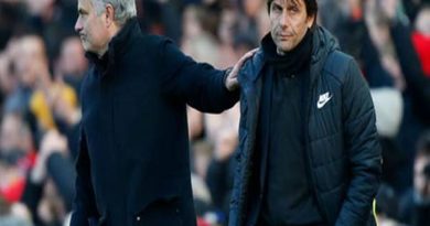Roma mời Conte sau khi sa thải Mourinho