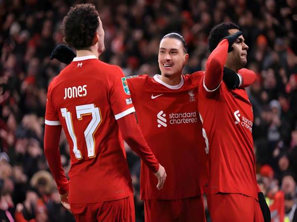 Tin Liverpool 11/1: The Kop thắng hú vía trước Fulham