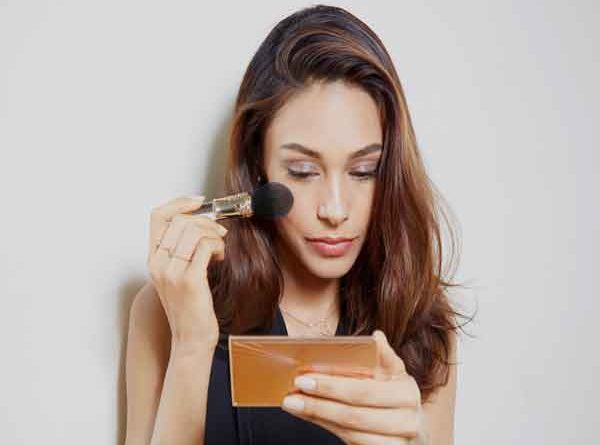 Cách đánh phấn nước không bị mốc mặt