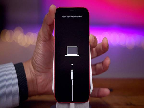 Tại sao iphone sạc không lên pin