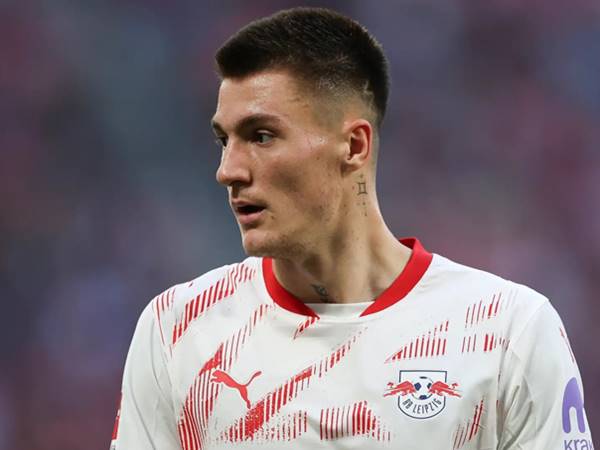 Benjamin Sesko có phải mảnh ghép hoàn hảo cho hàng công Arsenal