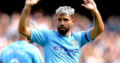 Tiền đạo Man City