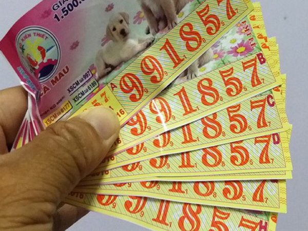 Trúng giải 4 vé số bao nhiêu tiền